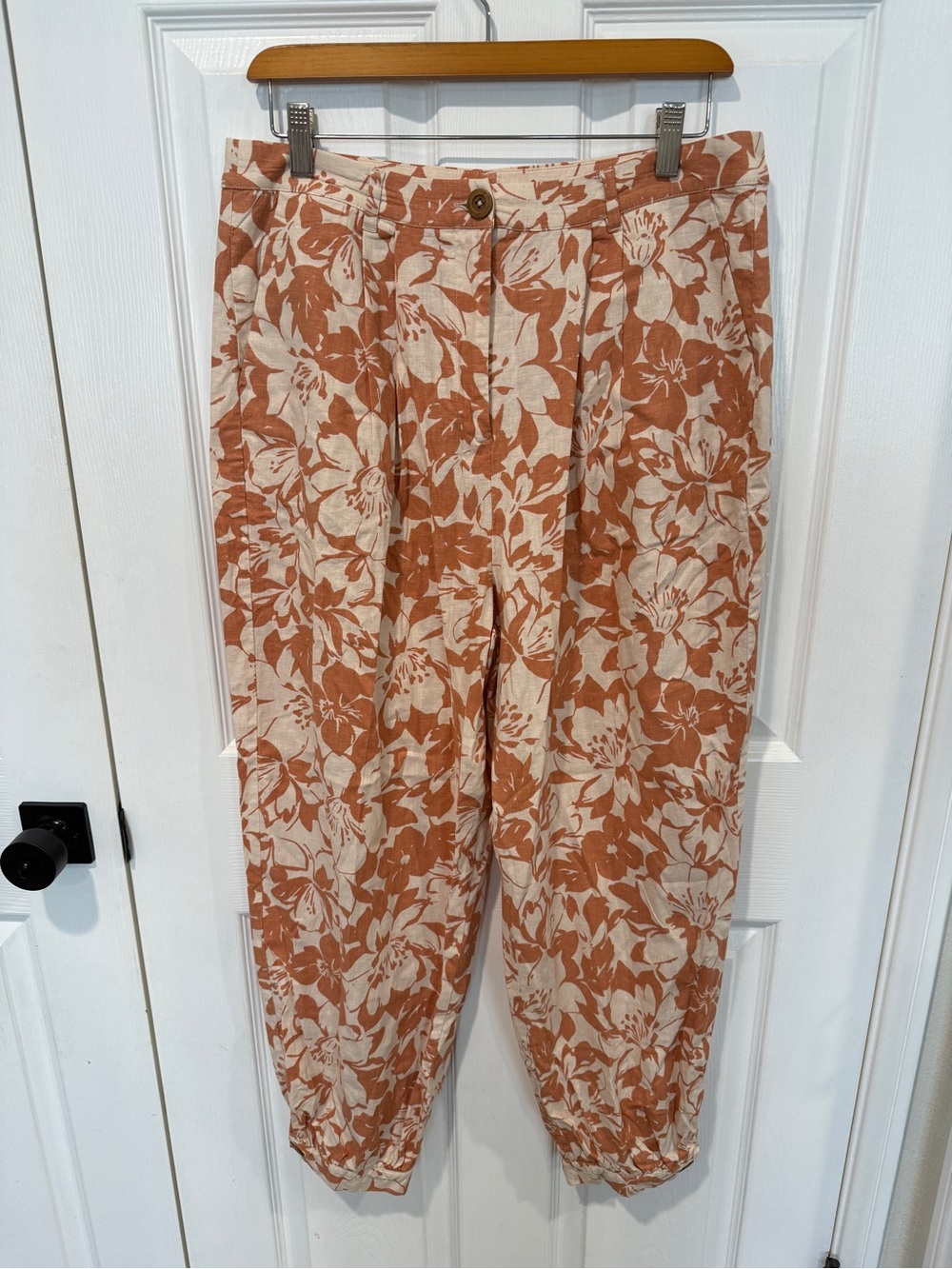 Lovers and Friends printed pants size XL